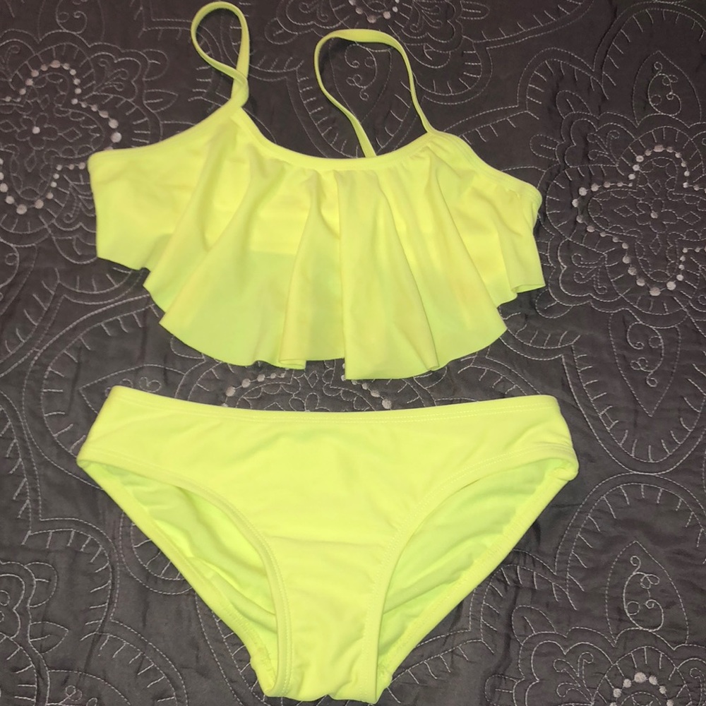 Old Navy Swimsuit Set